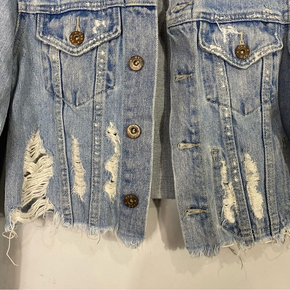 CARMAR Distressed Cropped Denim Jacket - Picture 4 of 9